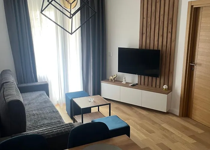 Апартаменты Balkan Square 55 *