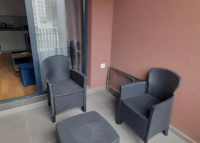 Balkan Square 55 Апартаменты *